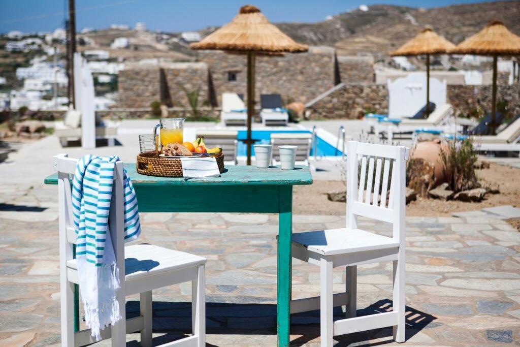 Amperian Mykonos & Hotel 2*