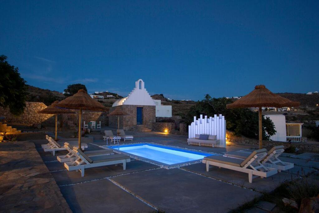 Amperian Mykonos & 2* Mykonos Town