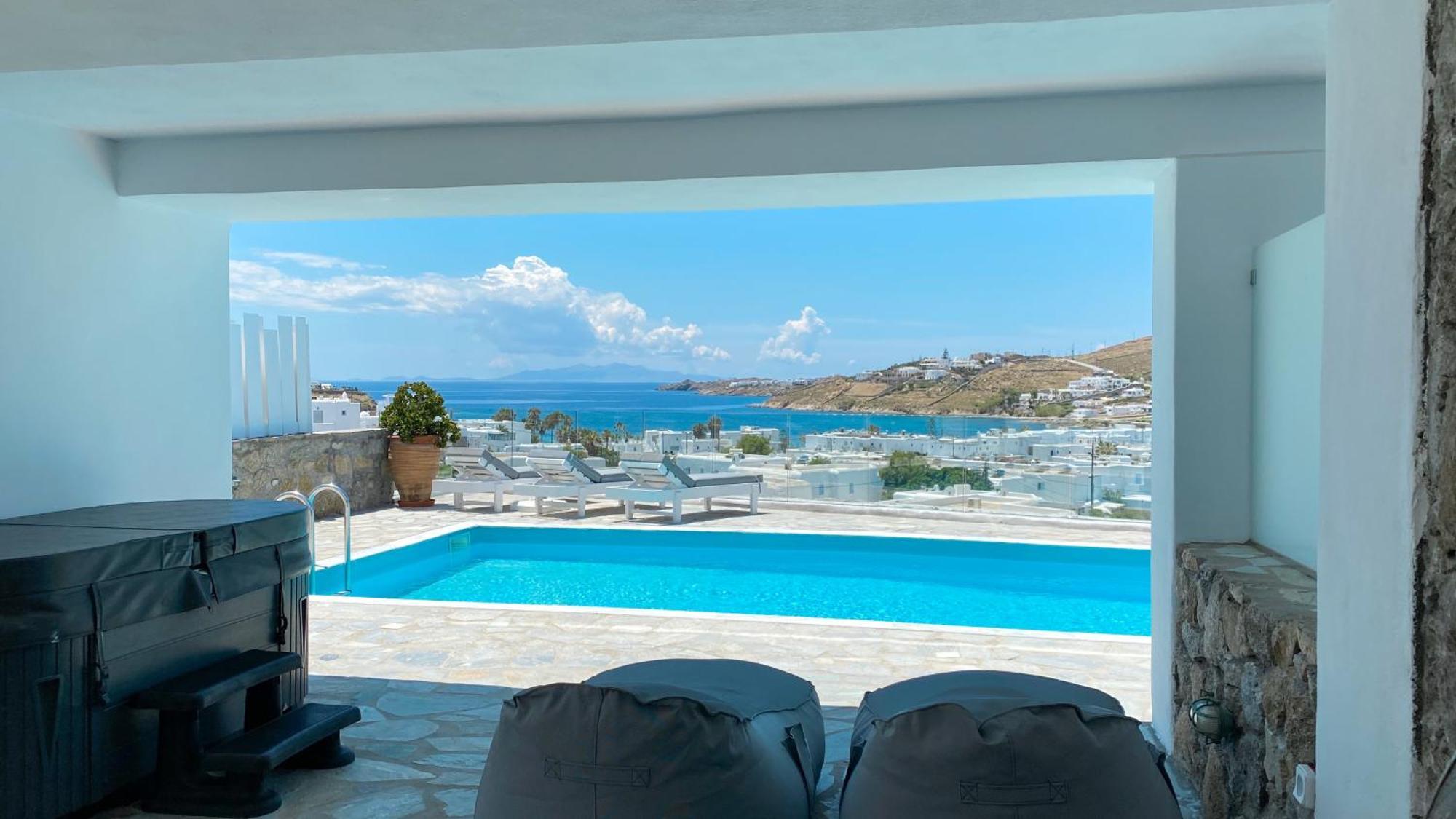 Amperian Mykonos & 2* Mykonos Town